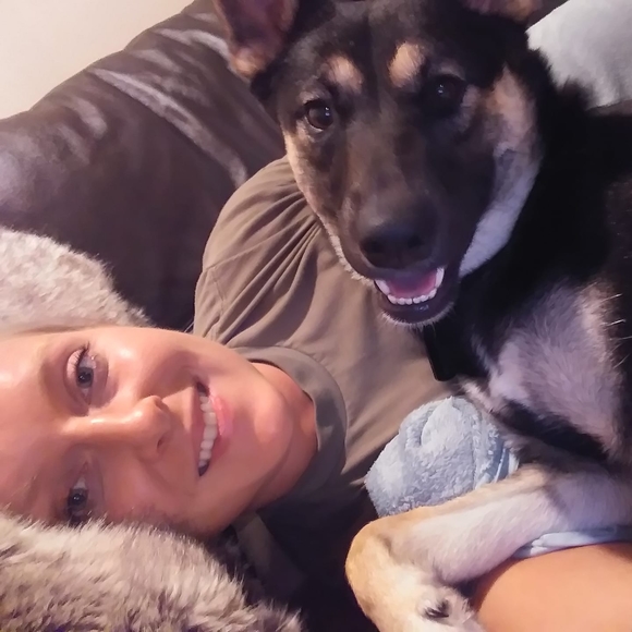 Meet your Posher, Natalie - Picture 1 of 1